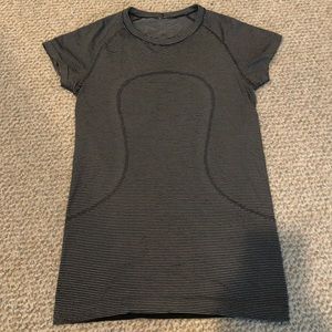 Lululemon Swiftly Tech Short Sleeve